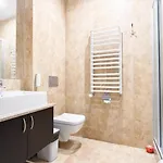 Ajax Hotel 3*
