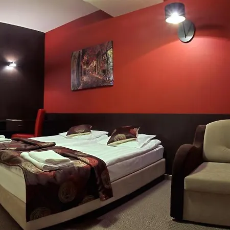 Ajax Hotel